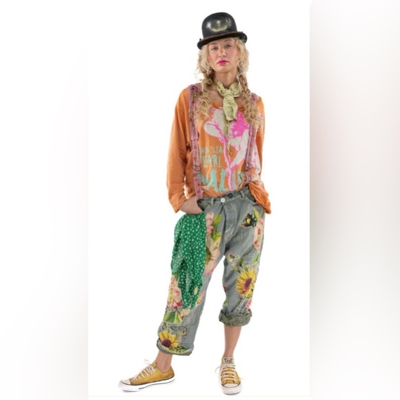 MAGNOLIA PEARL MINERS Pants With Sunflowers-Bees Ashbury Peace - Picture 2 of 12